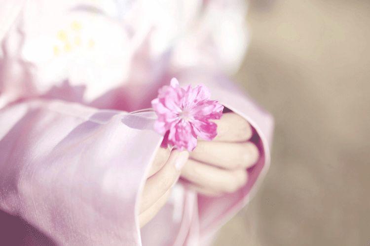 春分,穿着汉服去赏花 春分,小姐姐穿着汉服去赏花-长沙SEO霜天