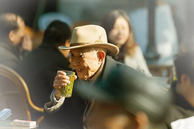 你活得那么糙,是因为丧失了季节感 你活得那么糙,是因为丧失了季节感-长沙SEO霜天