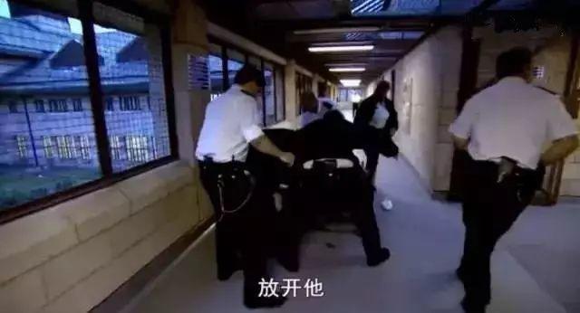 厨师杀过人,服务员是投毒犯,这家餐厅惊艳了BBC,火到贵族名流都抢着去吃“牢饭”… 厨师杀过人,服务员是投毒犯,这家餐厅惊艳了BBC,火到贵族名流都抢着去吃“牢饭”…-长沙SEO霜天