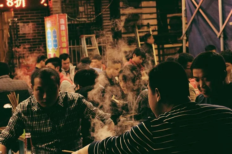 没了烟火气,人生就是一场孤独的旅程 没了烟火气,人生就是一场孤独的旅程